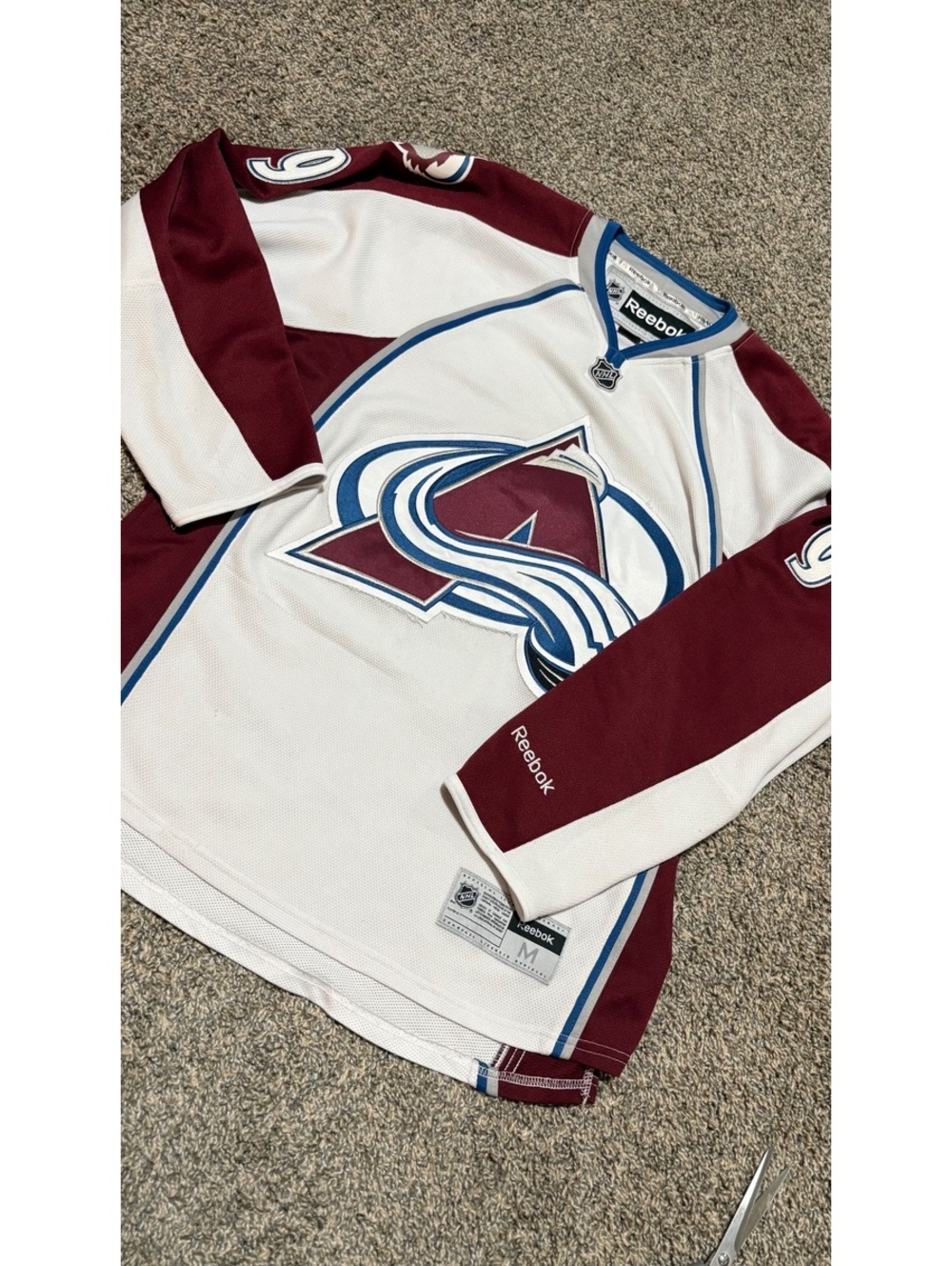 Reebok Colorado Avalanche NHL Jersey - Medium